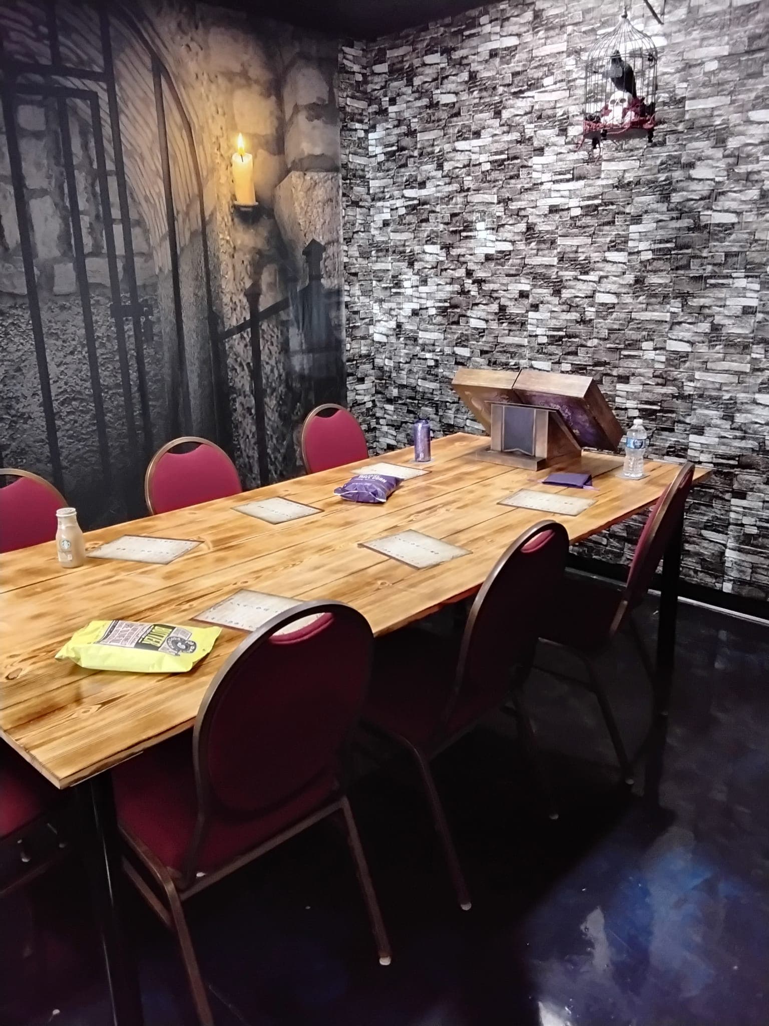 The Cocked Die photo 3