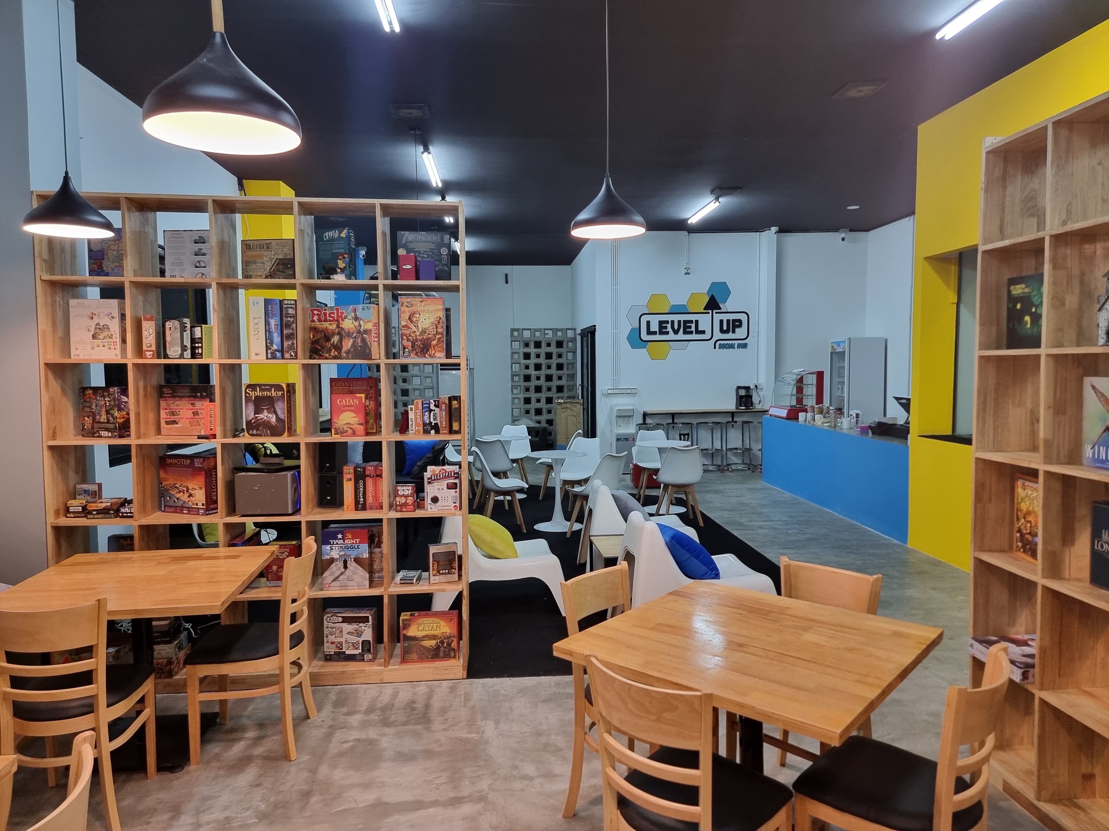 Level up: Social Hub photo 2